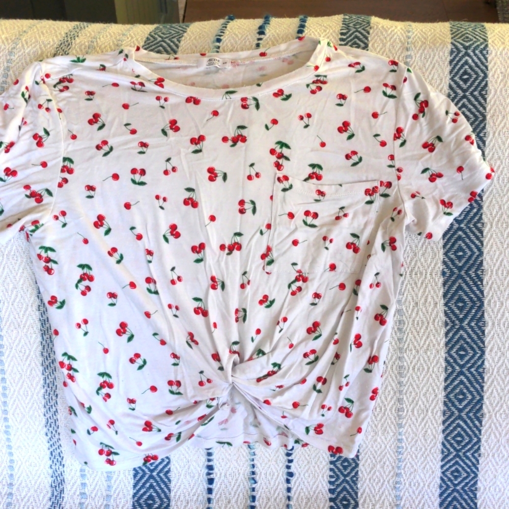Cherry 🍒 tee by Ardene